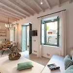 Nisomar Apartamento *